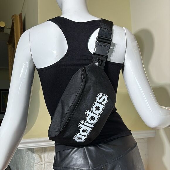 NWOT Adidas Classic Foundation Belt Bag - Picture 6 of 11